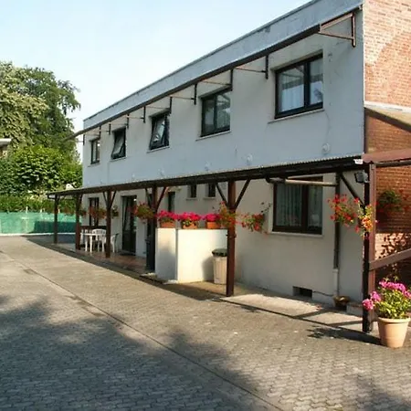 Appartement Rachel 25 *